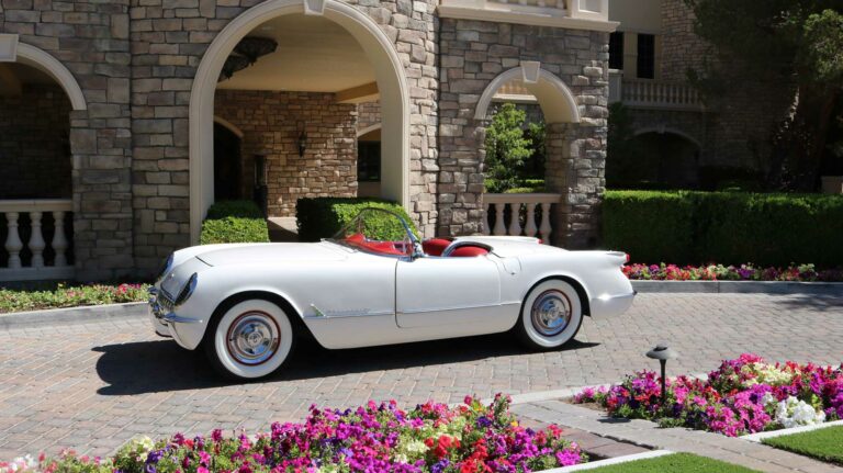 1954 Corvette at Southern Highlands Golf Course Entrance